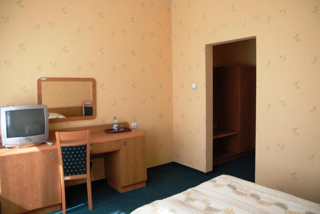Palac Polonia Łódź Extérieur photo